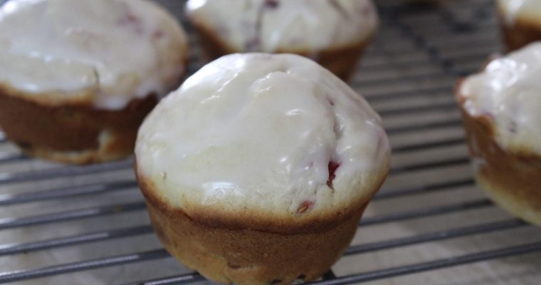Delicious and Simple Raspberry Muffins
